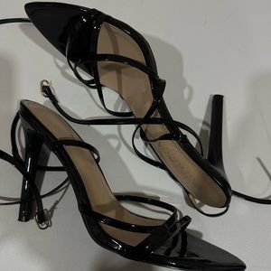 Black fashion nova heels